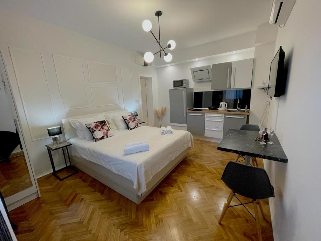 Josip Apartament *