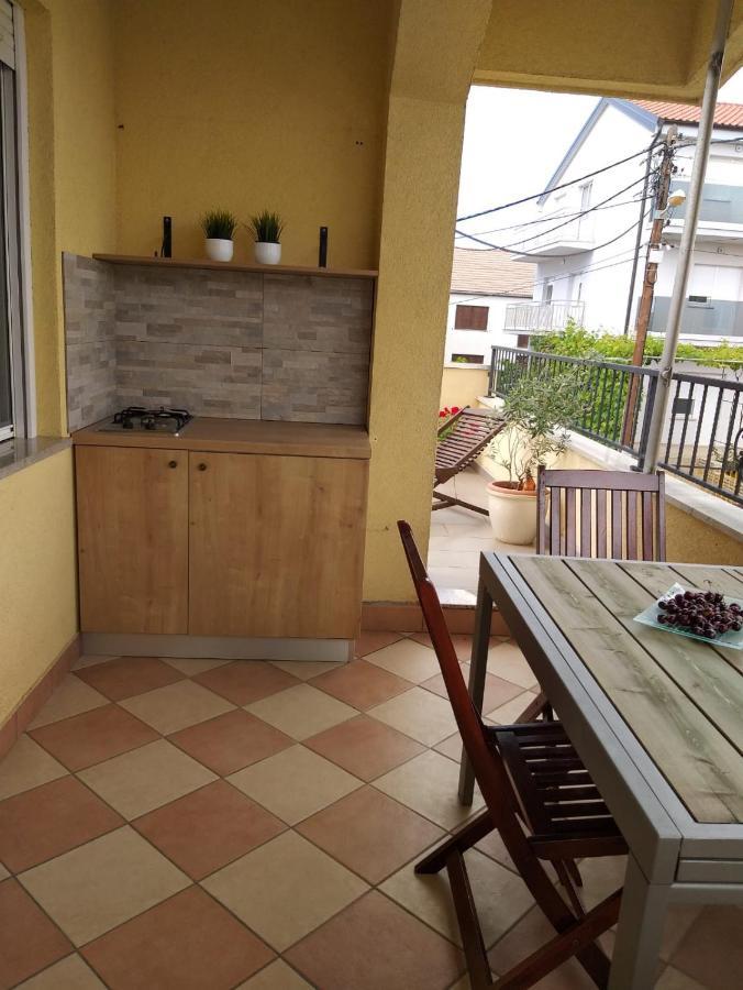 Josip Apartment *